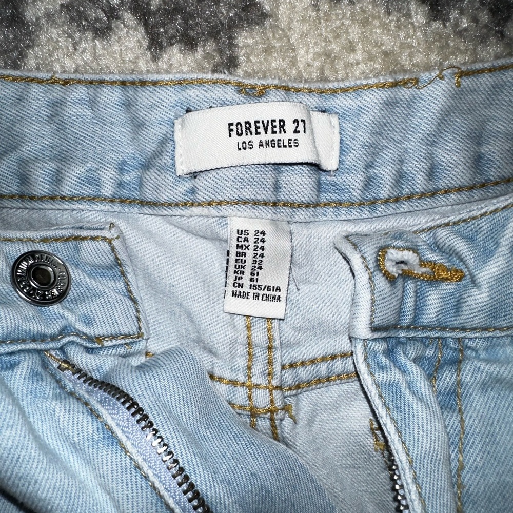 Jean shorts - Picture 2 of 3